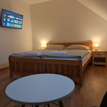 Apartman Postolka Branná Exterior foto